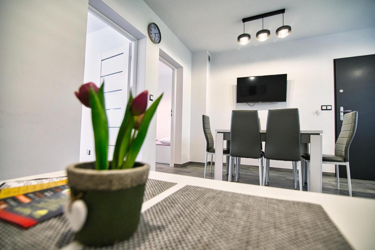 Apartamenty Izabell By Housine Zator Zewnętrze zdjęcie